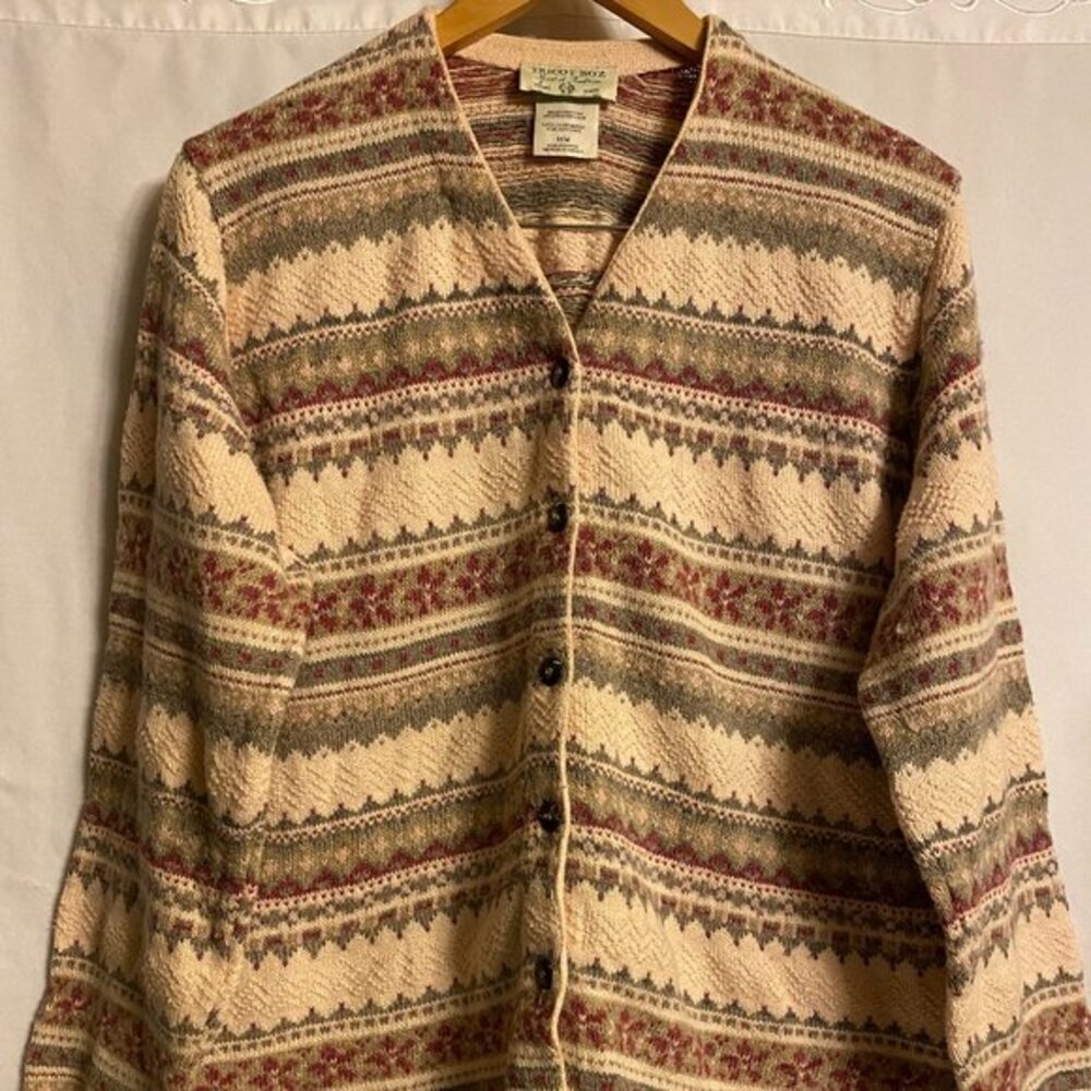 Tricot Boz Sweater,  Sweater Size Medium